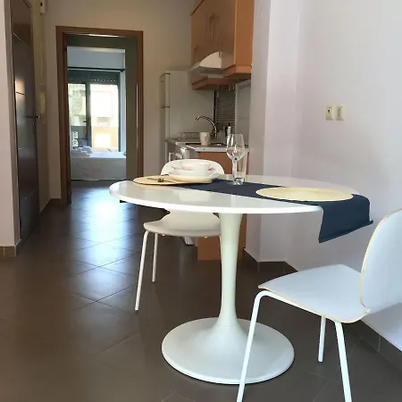 Friendy City Center Apartment